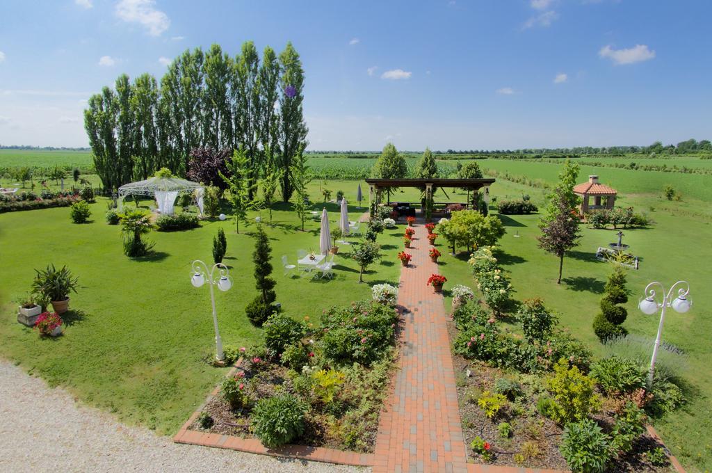 Millefiori La Corte Delle Rose Rovigo Phòng bức ảnh